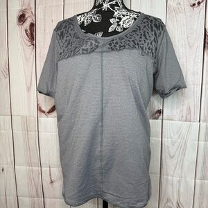 Lululemon Spotted Animal Print Run Away Tee Shirt Top Lightweight Breathable